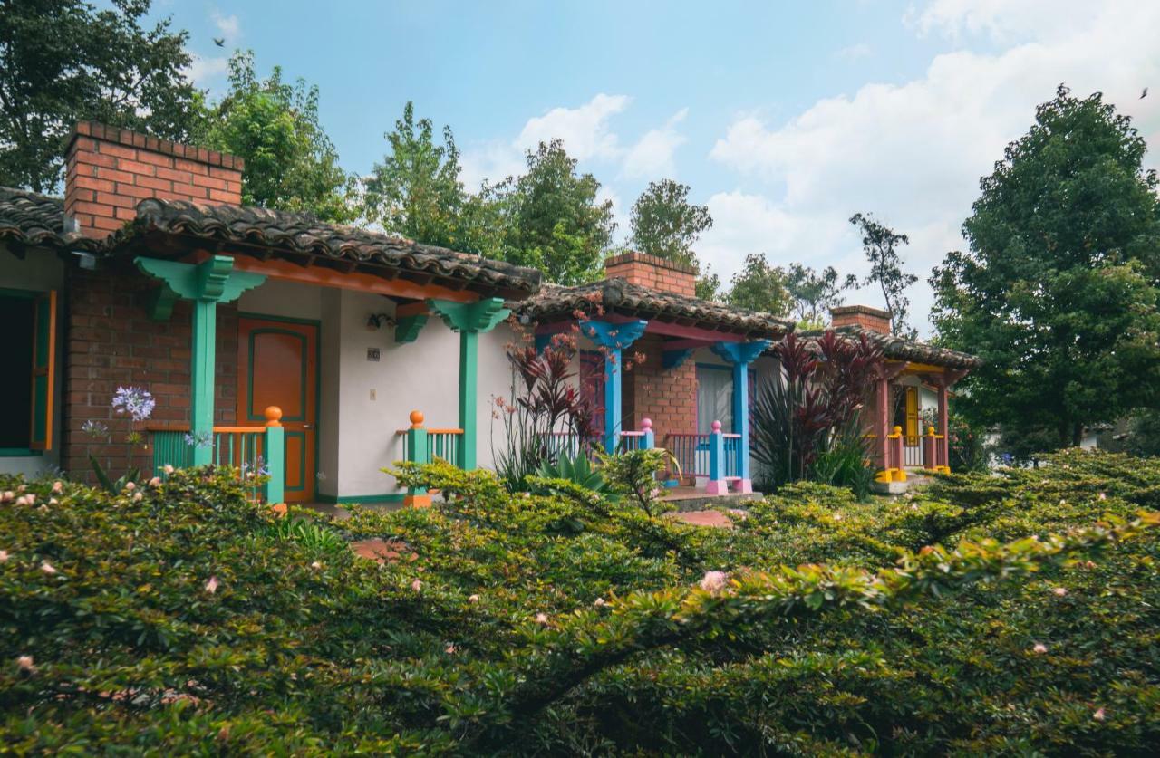 Termales El Otono Otel La Enea Dış mekan fotoğraf Casa de Piedra